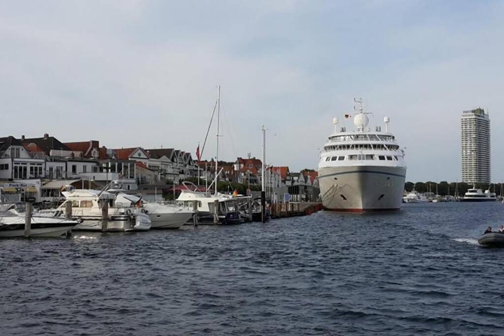 Traveloge Mit Schwimmbad Und Sauna 뤼베크 외부 사진